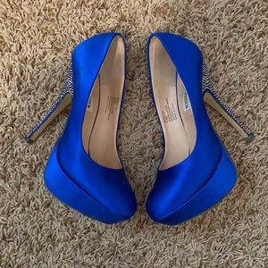 Steve Madden Blue Pumps